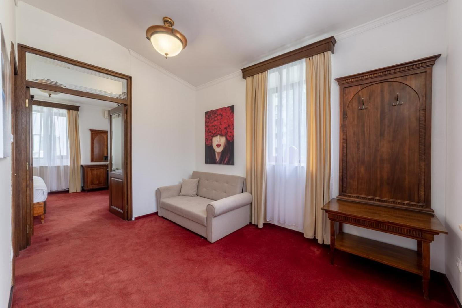 Arc De Triomphe By Citybookings Bucureşti Exterior foto