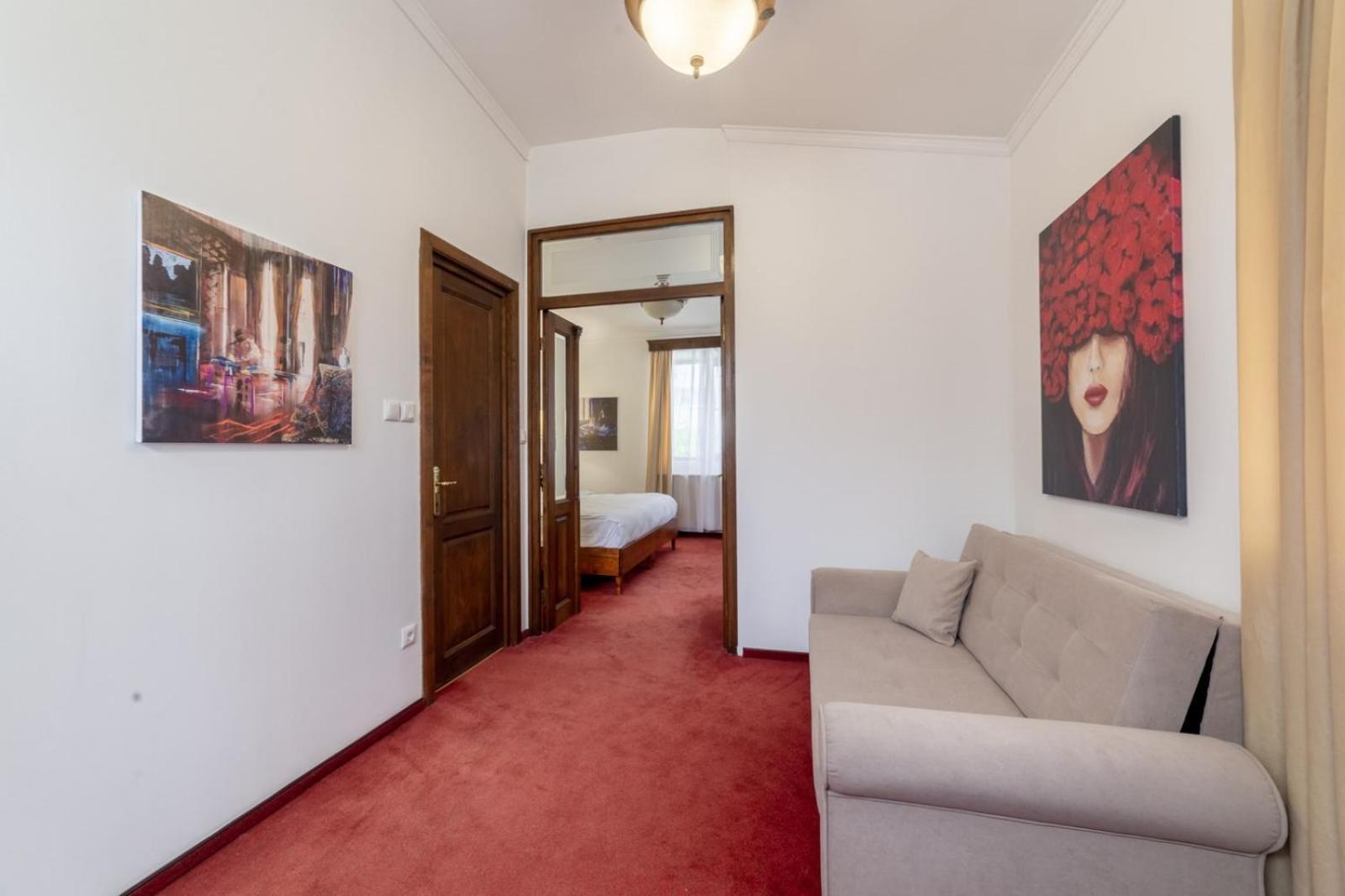 Arc De Triomphe By Citybookings Bucureşti Exterior foto