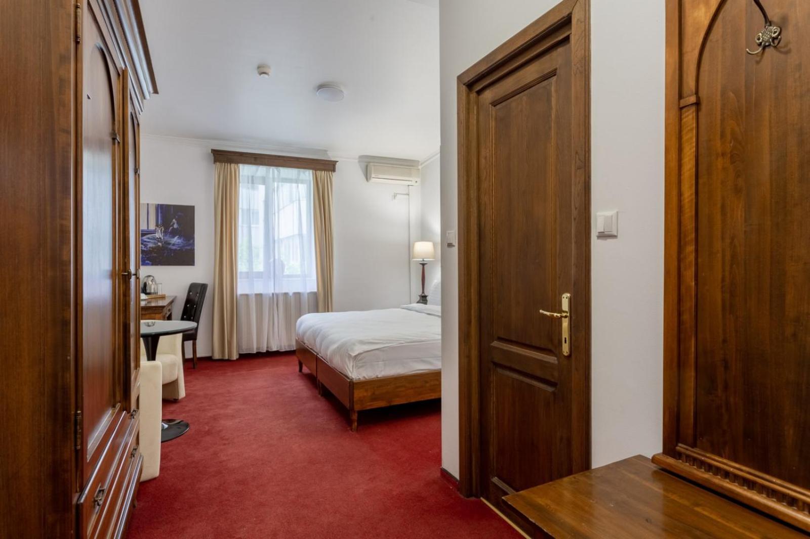 Arc De Triomphe By Citybookings Bucureşti Exterior foto
